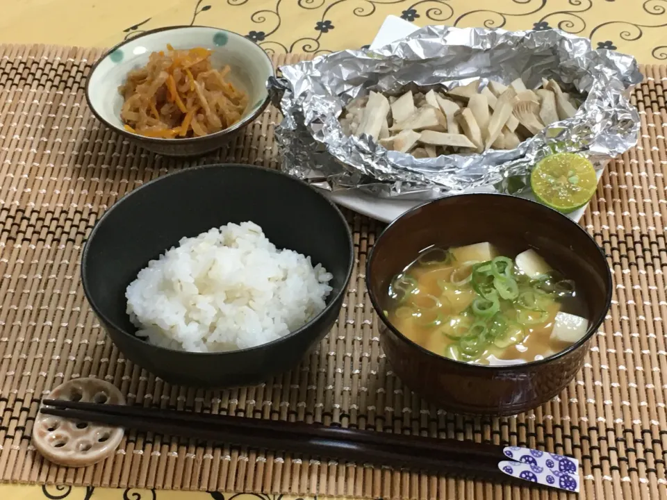 Snapdishの料理写真:豚しゃぶとエリンギのホイル焼き～夕飯|チムニーさん