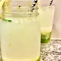 Snapdishの料理写真:キウイヨーグルトソーダ🥝🥤|Yelu Liuさん