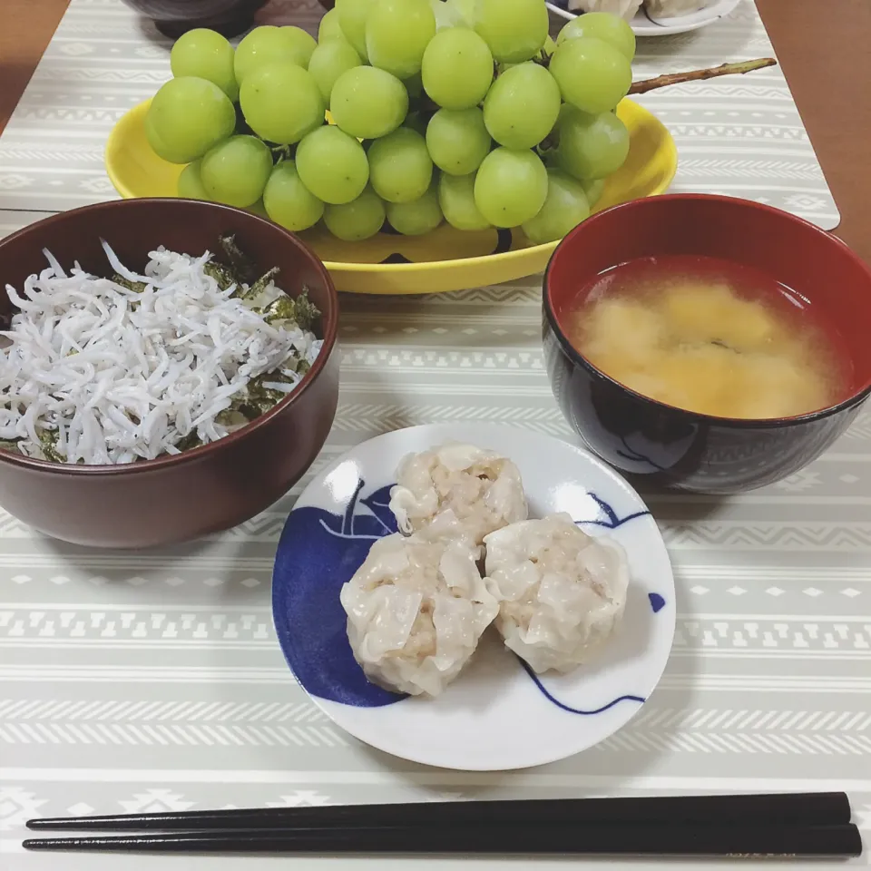 Snapdishの料理写真:またシラス丼🤣|waiwaiさん