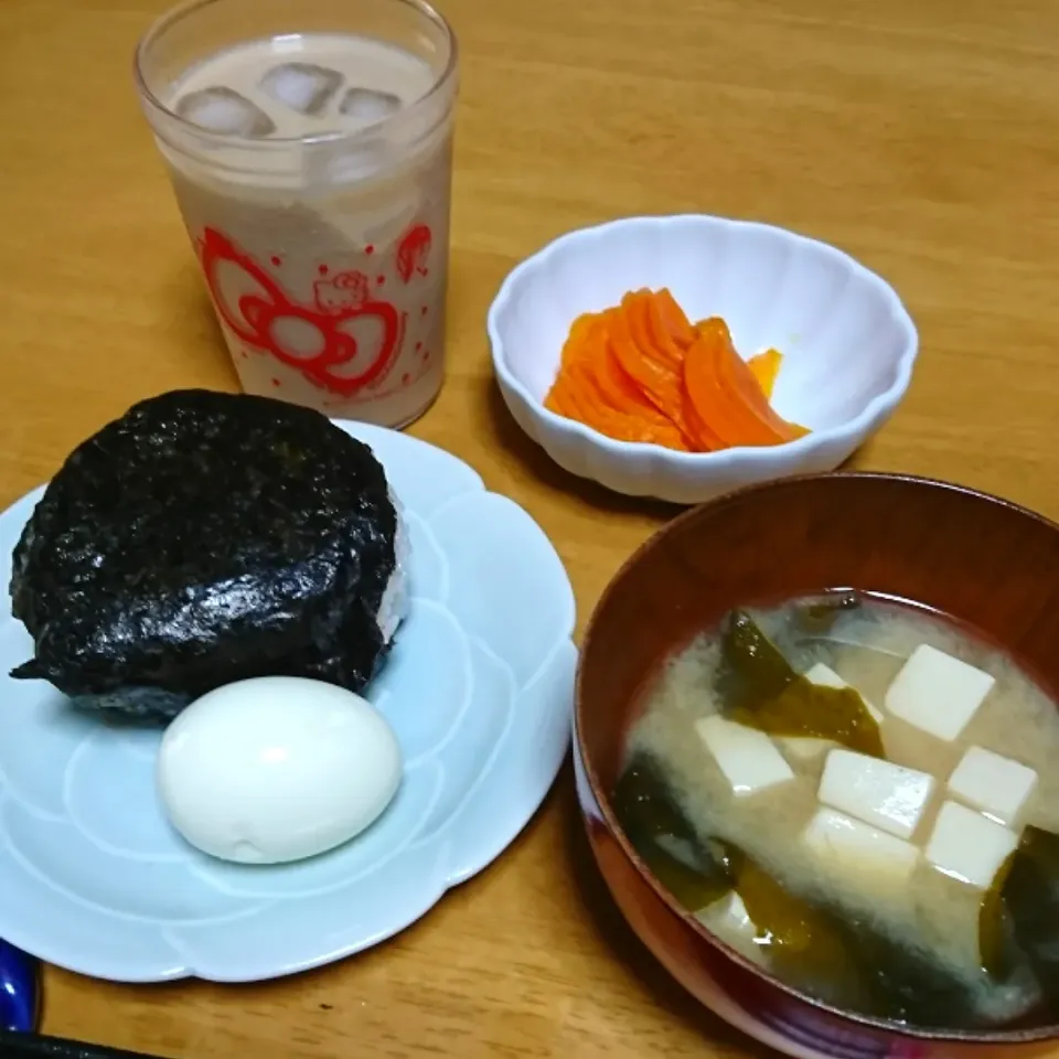 朝ごはん🍙|しまだ ちえこさん