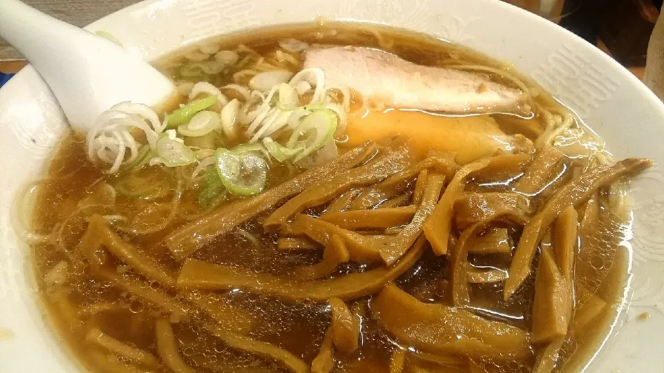 【1956年創業】
中華そば 共楽
竹の子そば（950円）
＋麺大盛（50g、50円）
＠銀座、銀座一丁目 、東銀座
20184|大脇さん