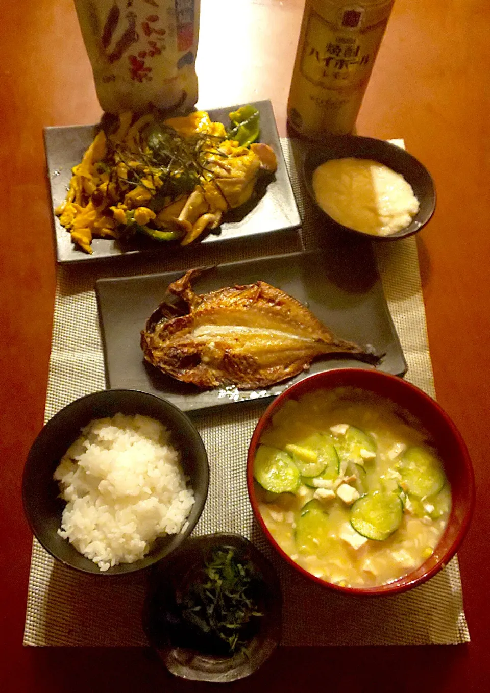 Today's dinner🍴大和芋･鯵､ﾋﾟｰﾏﾝ､しめじの減塩こんぶ茶出汁卵炒め･鯵の干物･白飯･紫蘇･練り胡麻濃厚冷汁|🌈Ami🍻さん