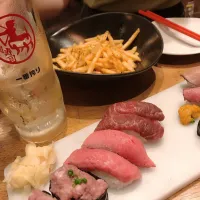 Snapdishの料理写真:肉寿司|あぴさん