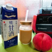 Snapdishの料理写真:糀甘酒を使った桃スムージー|ai555さん