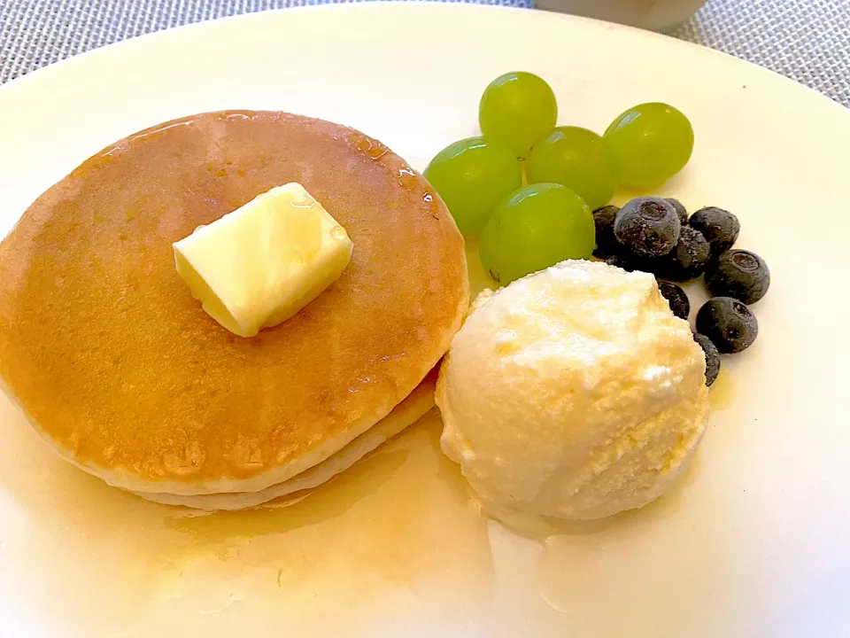 Snapdishの料理写真:今日の朝ご飯🥞|yokoさん