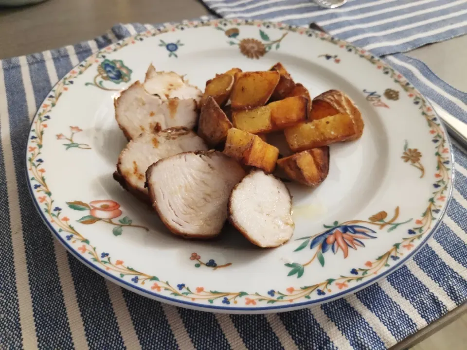 Butter deep fried chicken roast with country style potatoes|Ery_05さん