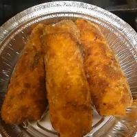 zesty cheese steak egg rolls|Zah100さん