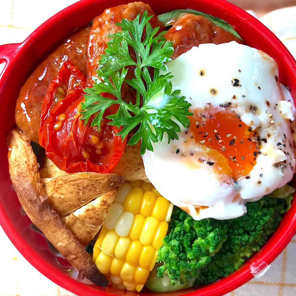 ロコモコ丼弁当🍴|かおさん