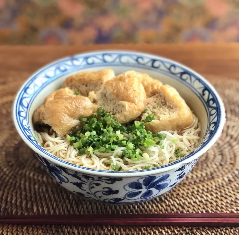 Snapdishの料理写真:栃尾揚げ含め煮のせ白石温麺|マユマユさん