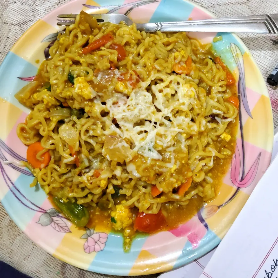 veg cheeese maggie|IndianHands🙏さん