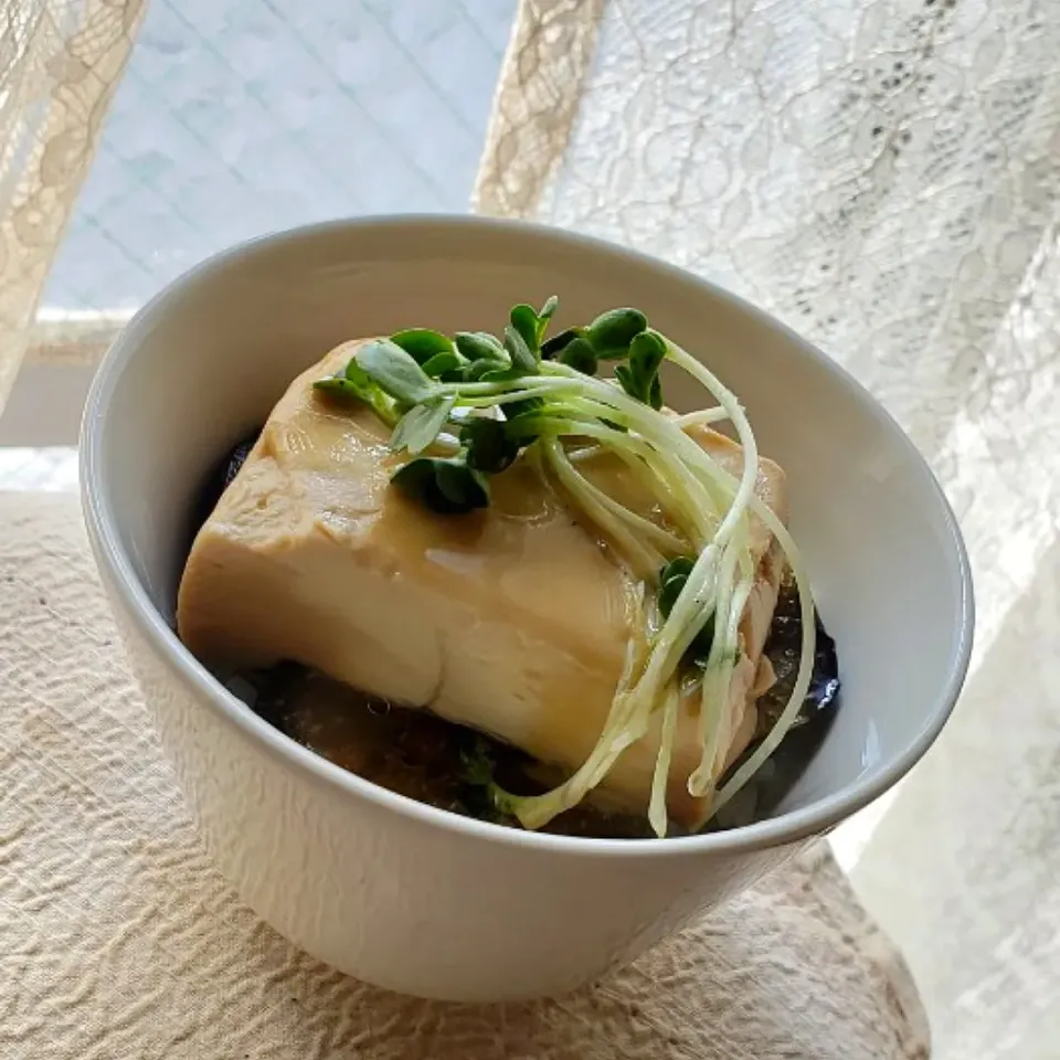 茄子揚げ浸しをしいたとうめし風丼＊ピリ辛辛子風味|mi_neneco♪さん