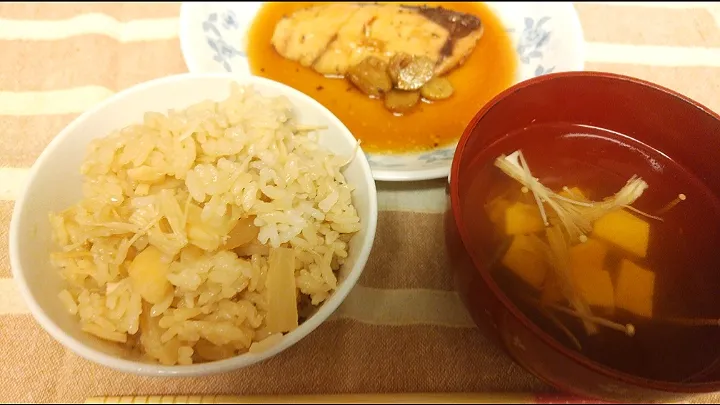 💕帆立貝柱（缶詰)と大根の炊き込みご飯💕|yuiママさん