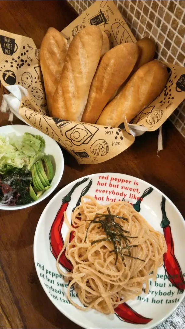 🥖フランスパンとたらこパスタ🍝|きみちさん