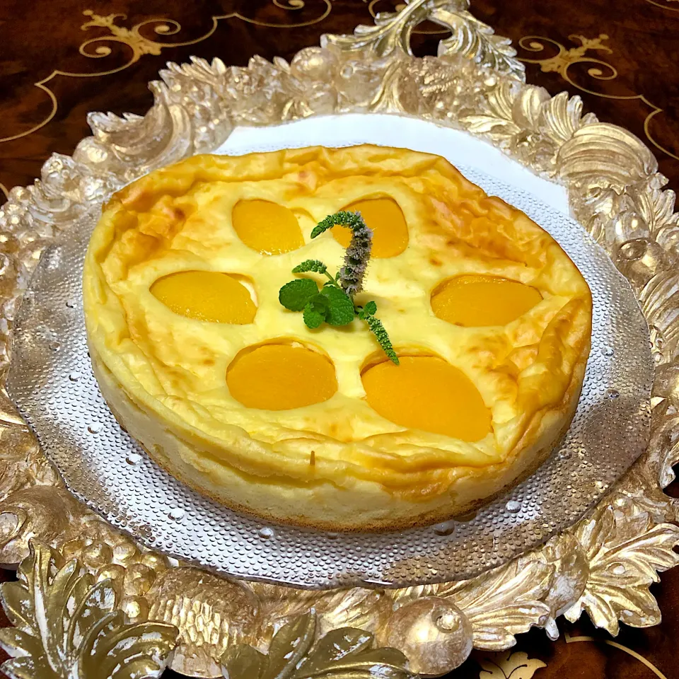 桃缶ヨーグルトチーズケーキ🧁|henryさん