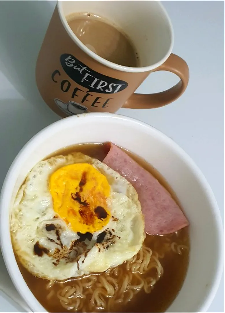 Snapdishの料理写真:Heavy rain Saturday Breakfast 05.9.2020 😀|🌷lynnlicious🌷さん