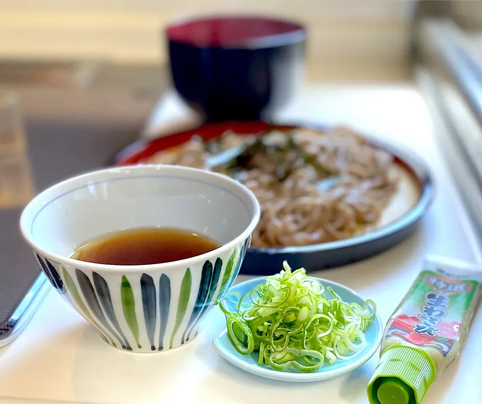 手作り麺つゆでお蕎麦|かっちゃん杉さん