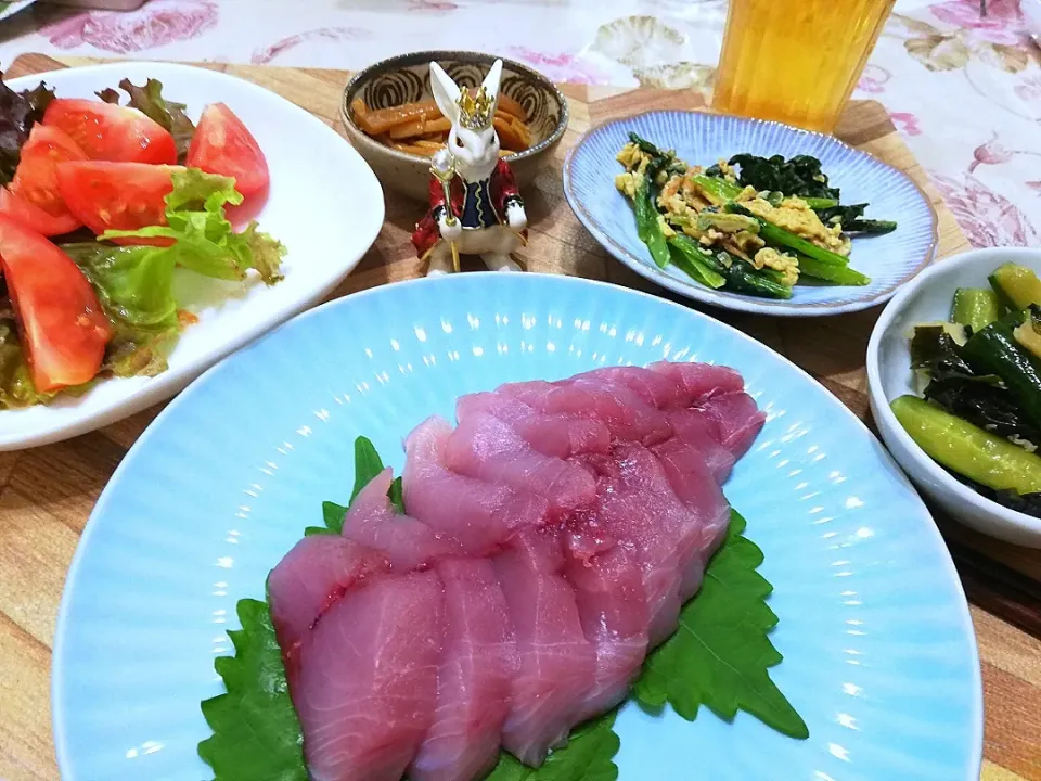 9/5
いなだと作りおきで晩ごはん😋|たえさん