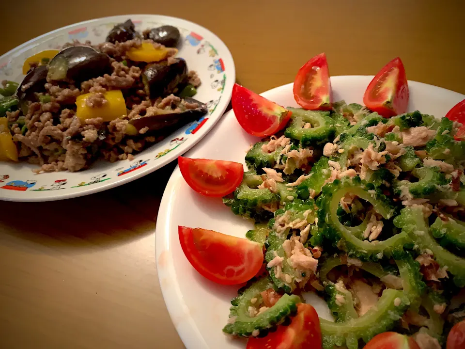 今日の男飯絆は、無限ゴーヤと夏野菜肉みそ炒め(*´д｀*)|ひーちゃんさん