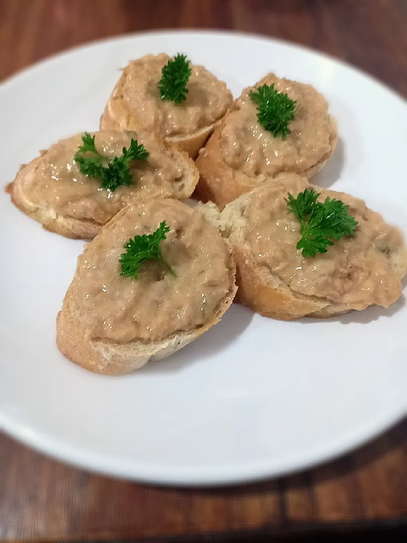 Tuna Bruschetta Ala Manda|Endahさん