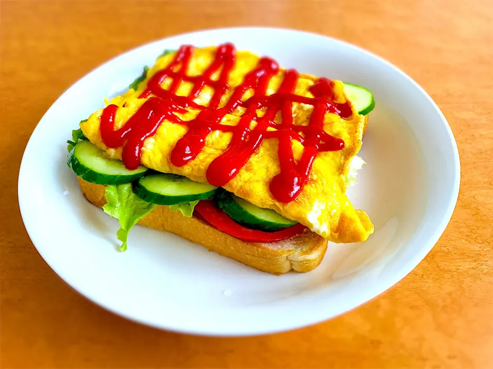 Snapdishの料理写真:Breakfast...... Sunday morning before Typhoon No. 10 hit South-West Japan|MI 「いどりす」さん