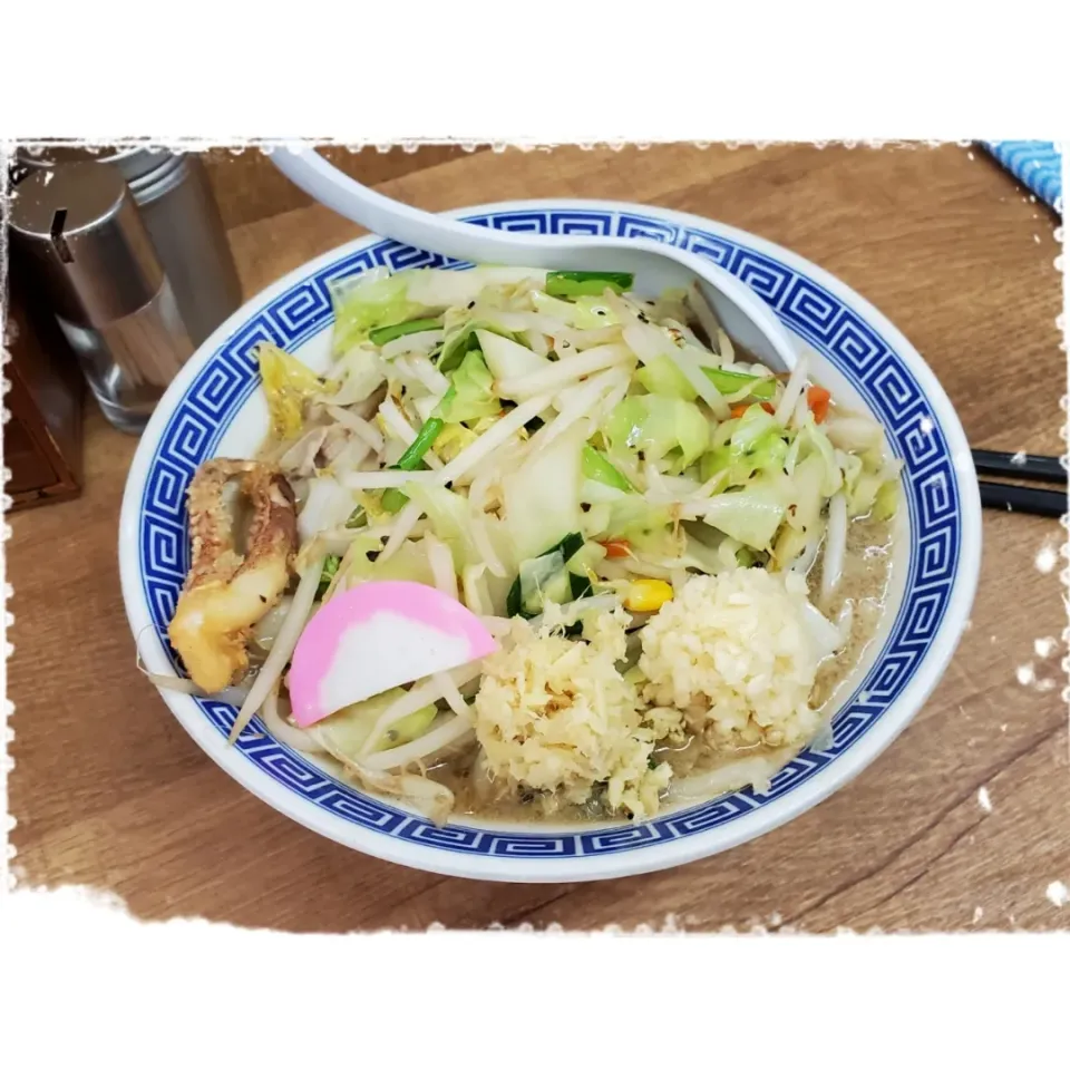 ラーメントナリ|千穂さん