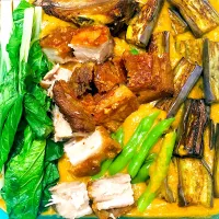 Snapdishの料理写真:Crispy Pork Belly in Peanut Sauce/ Crispy Kare-Kare|Elenorさん