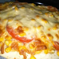 Snapdishの料理写真:tomato corn pizza|湘婷さん