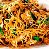 Snapdishの料理写真:Stir fried fresh noodle|San Jaynutさん