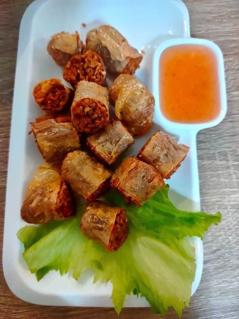 Fried Taro Spring Rolls.|katang23さん