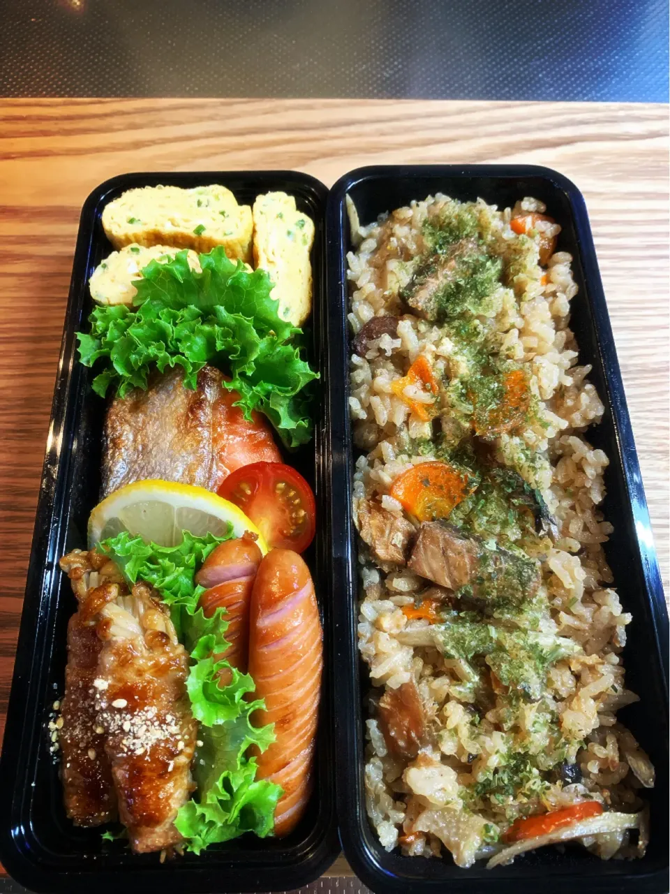 夫のお弁当　鯖缶の炊き込みご飯etc|はなさん