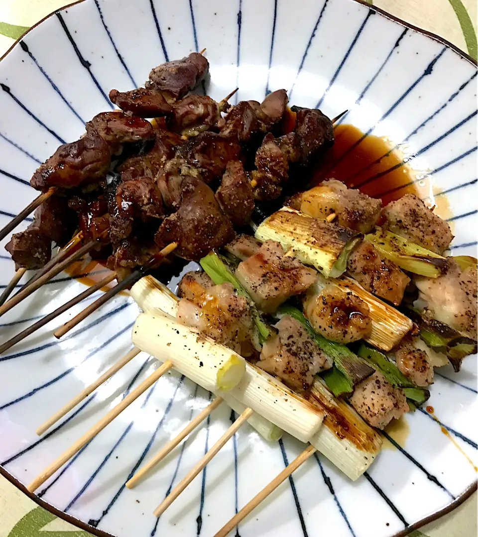 ネギまと鶏レバーの焼き鳥〜🤗|てるみさん