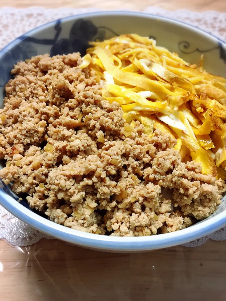 鶏そぼろの親子丼|くぅさん