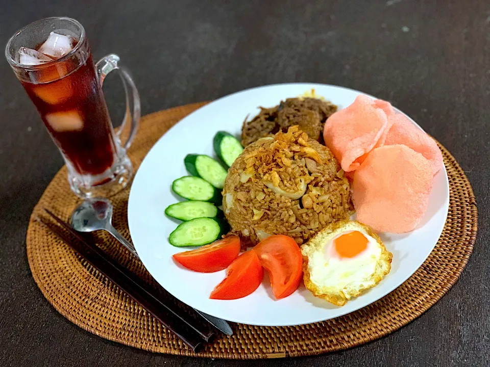 Nasi goreng|yeni kartikasariさん