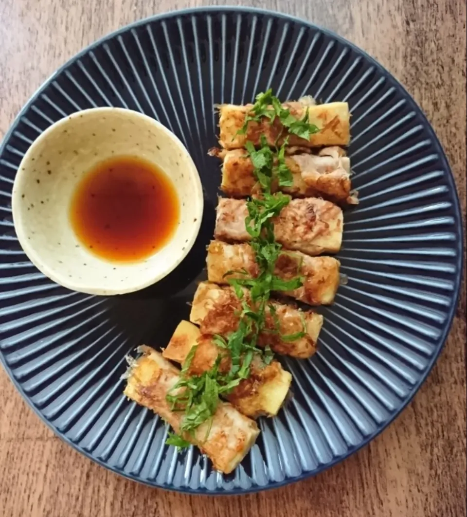 まめころさんの料理 厚揚げの肉巻きおかかステーキを高野豆腐で。|とだともさん