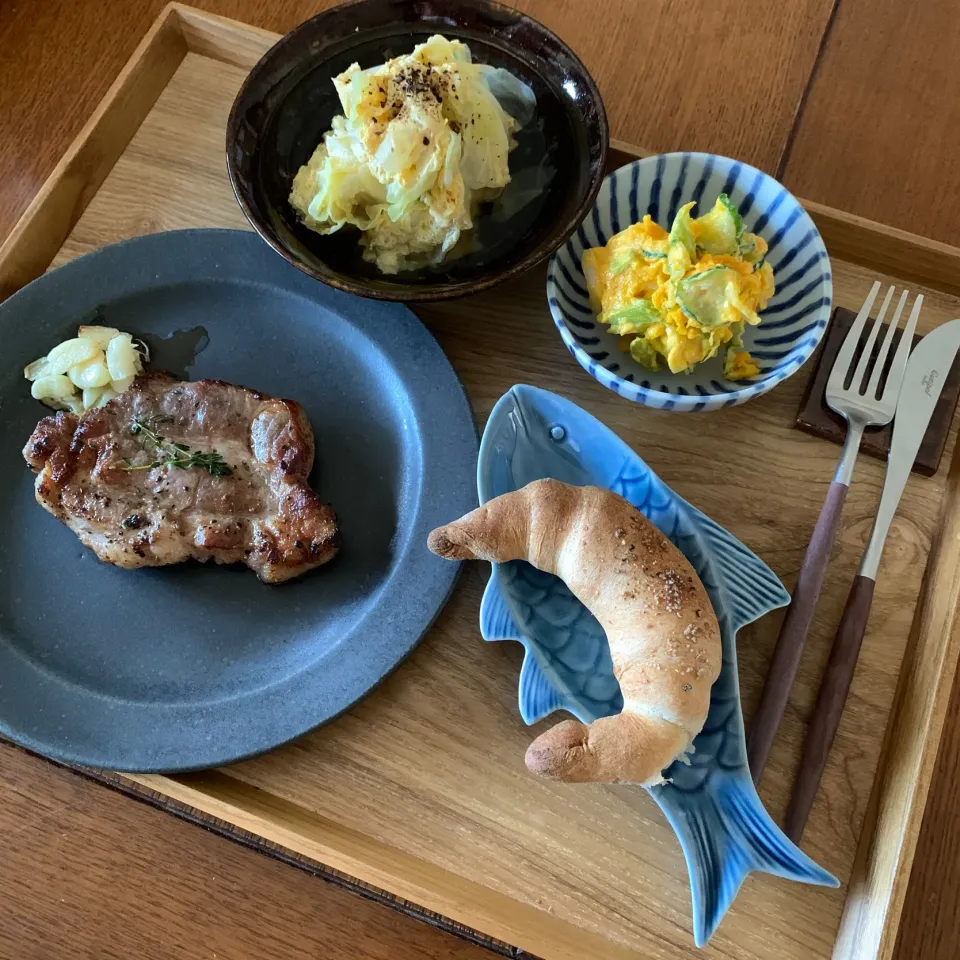 Snapdishの料理写真:2020.9.8 昼ごはん|ミカスさん