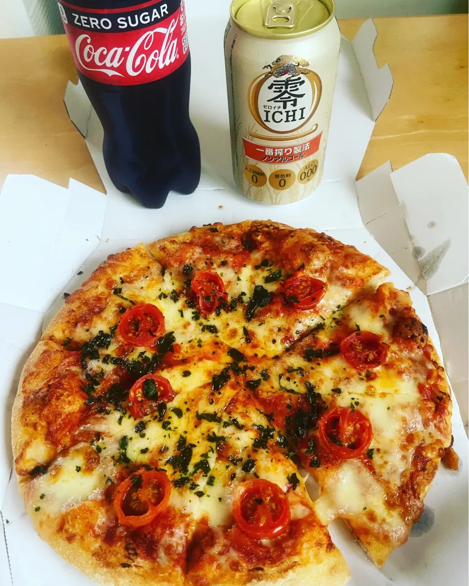 今日も予定変更でピザ🍕になりました😅|Makokoさん