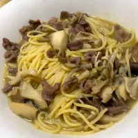 Snapdishの料理写真:砂肝とたっぷりきのこの和風パスタ|J_Tさん