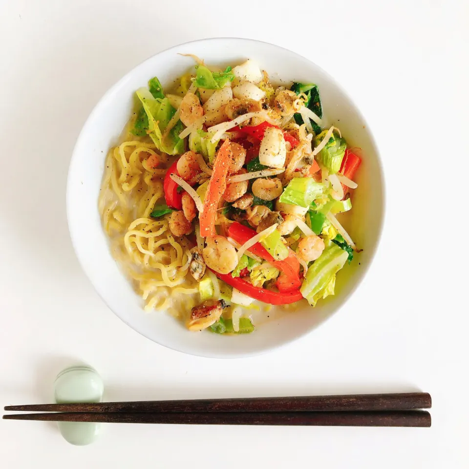 ごま味噌タン麺🍜|sakiさん