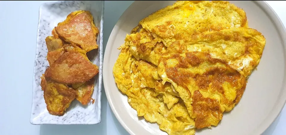 Quick dinner:  08.9.2020
Egg luncheon meat & omelette with 🍚 1🥰|🌷lynnlicious🌷さん