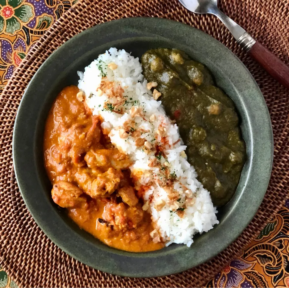 バターチキンカレー&サグダールカレー　Butter chicken curry, spinach and bean curry|マユマユさん