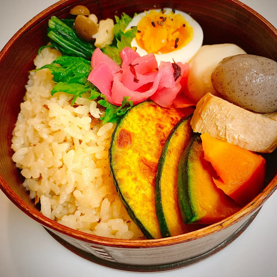 Snapdishの料理写真:鶏釜めし弁当|Rosettaさん