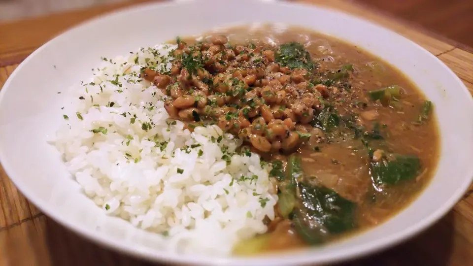 こまつなっとうｶﾚｰ🍛
の晩ごはん✨|kaz(*･ω･)さん