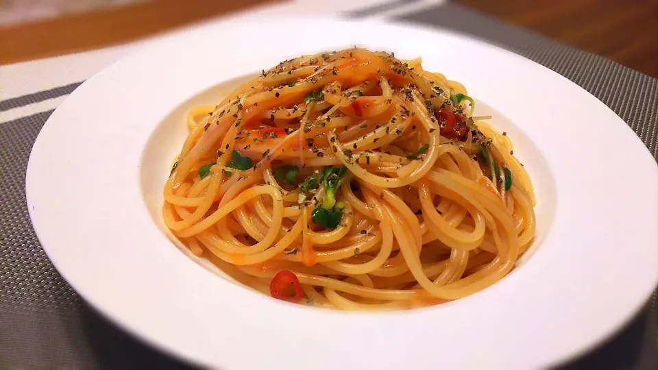 かいわれ大根のﾆﾝﾆｸﾄﾏﾄﾊﾟｽﾀ～🍝
の晩ごはん✨|kaz(*･ω･)さん