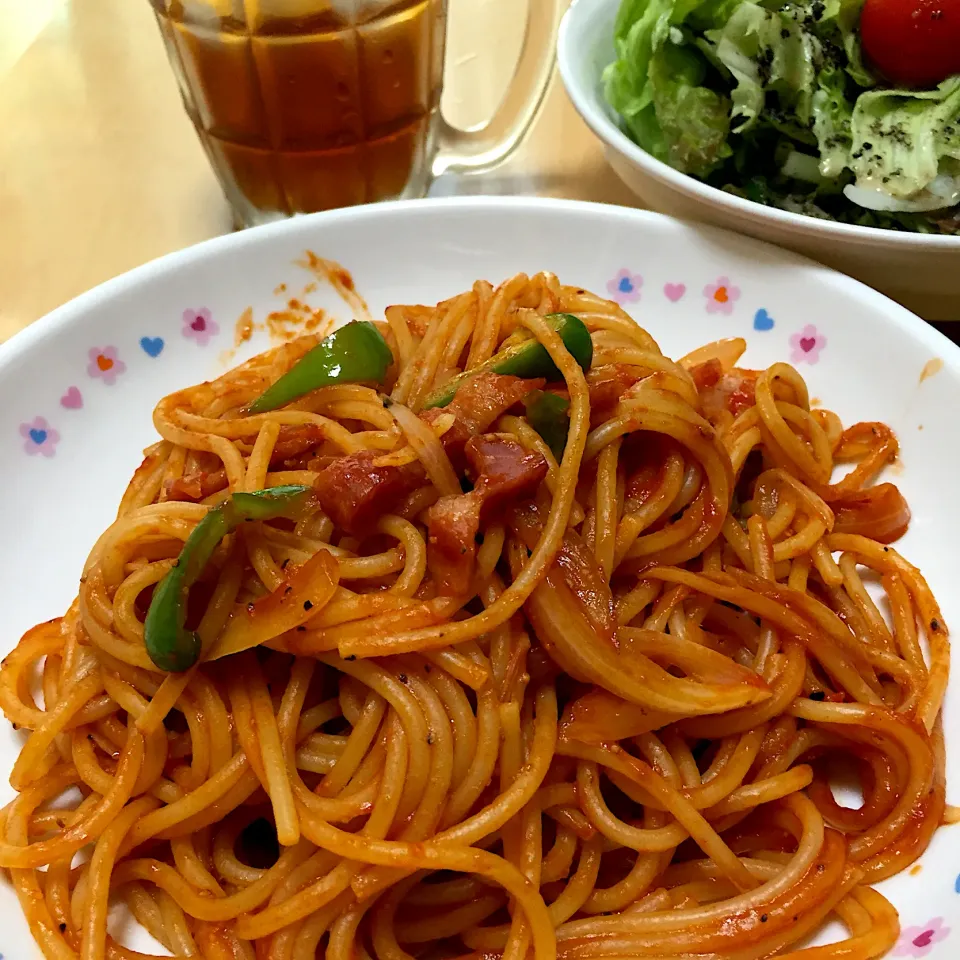 在宅勤務中の男飯(ナポリタン)|おおもりの星さん