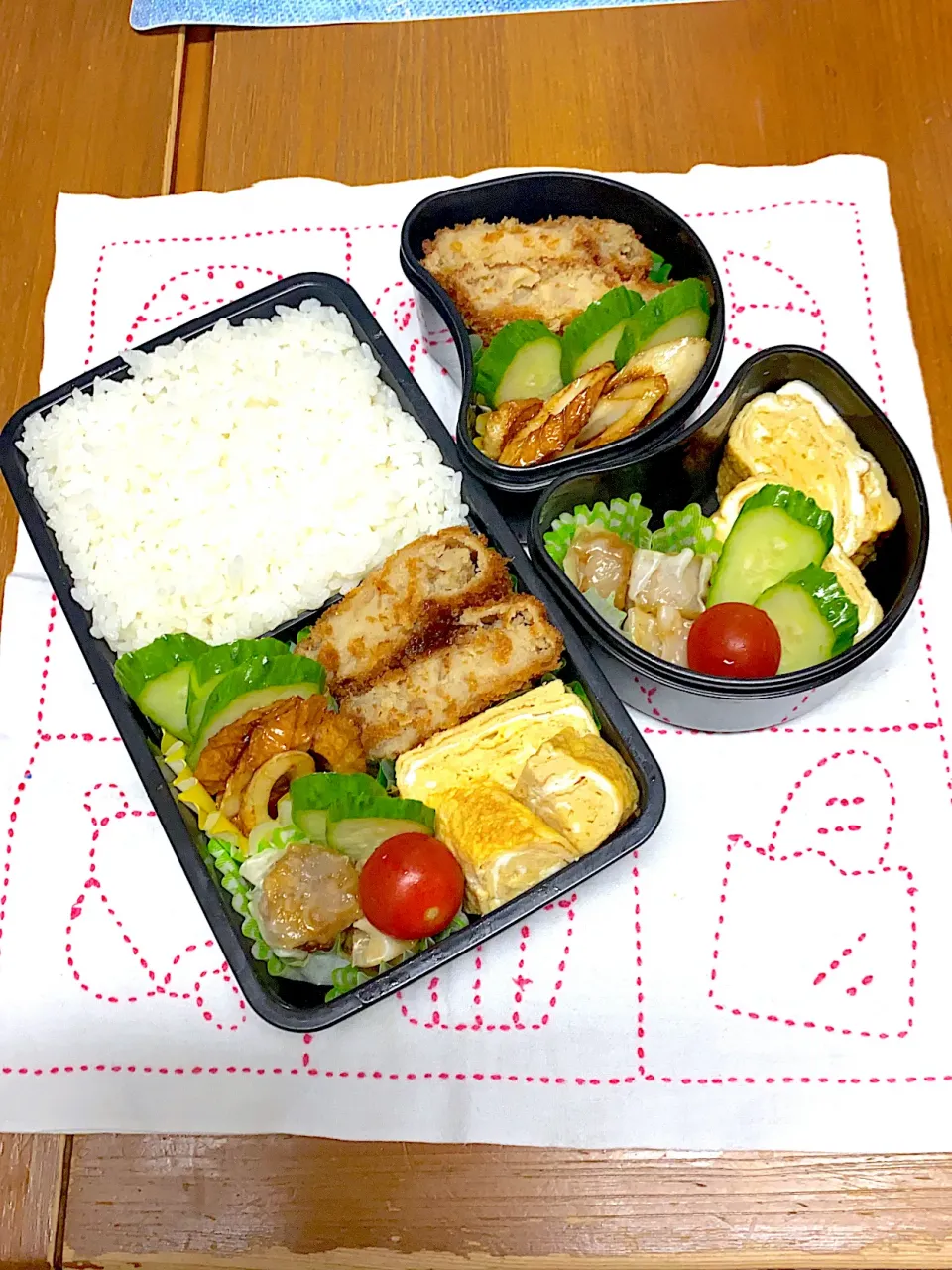 9月11日パン屋さんのコロッケ弁当|アッキーさん