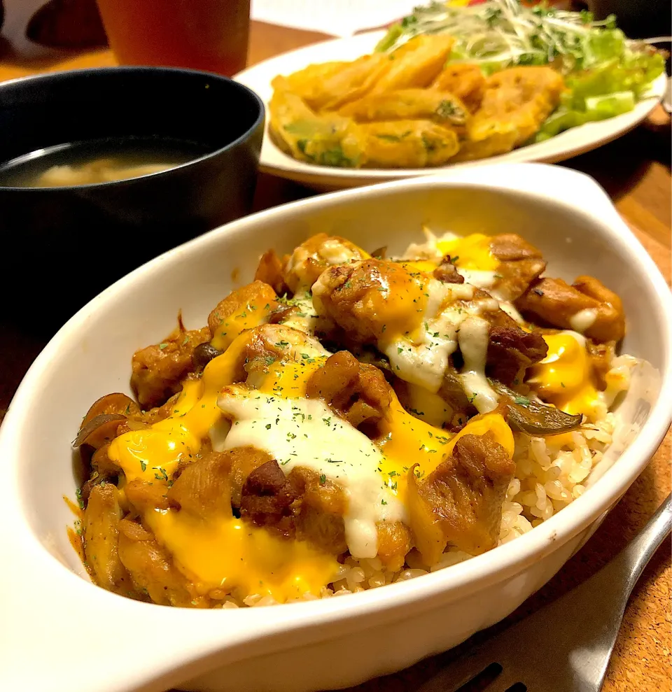 カレーとチキンのドリア😋|けんちんさん