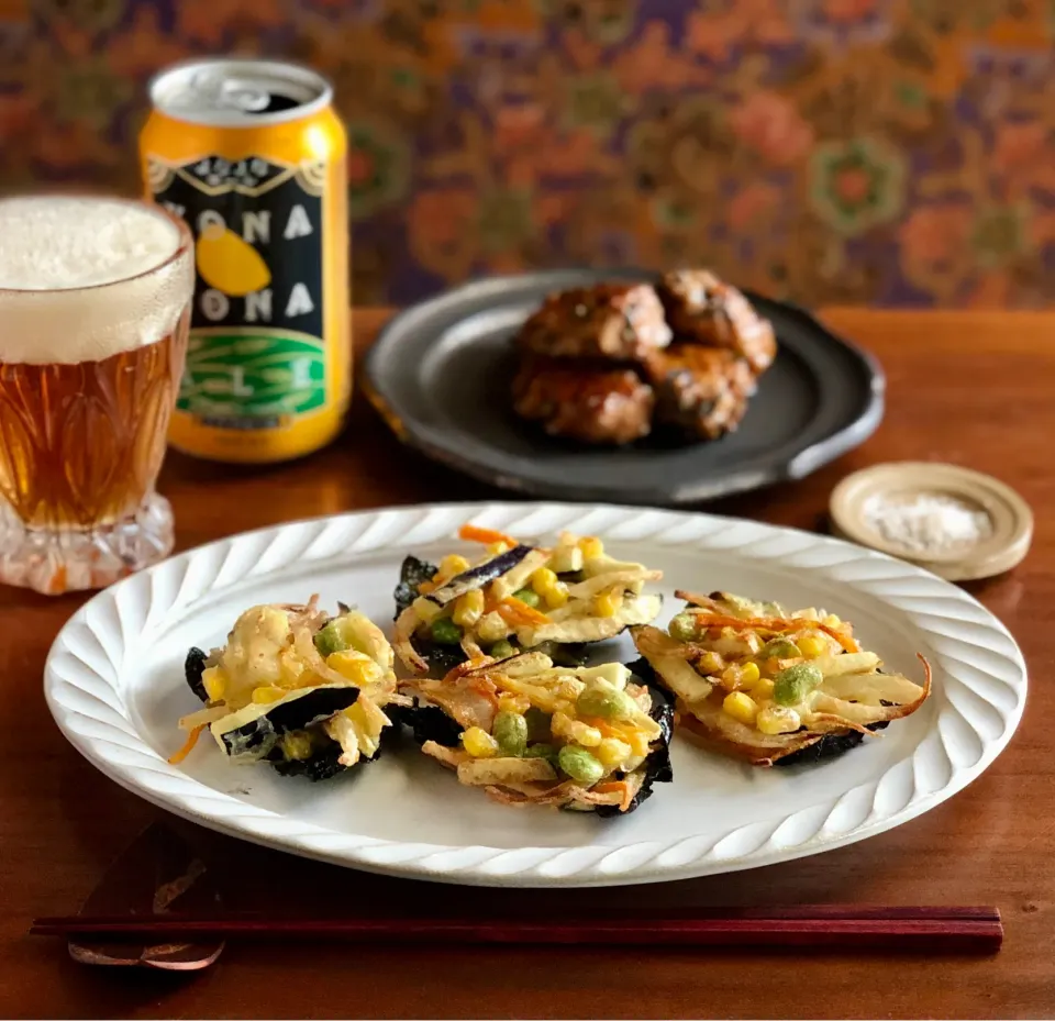 Snapdishの料理写真:夏野菜のかき揚げ(海苔揚げ)      Tempura of summer vegetables with seaweed|マユマユさん