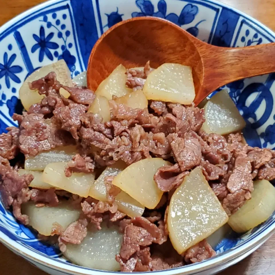 ご飯がすすむ！✱牛肉大根煮✱|Kumiさん