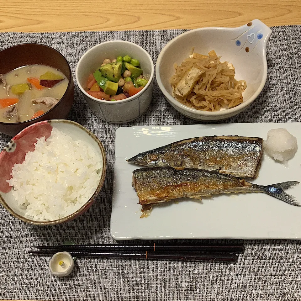 Snapdishの料理写真:夕食|ツインうさぎさん