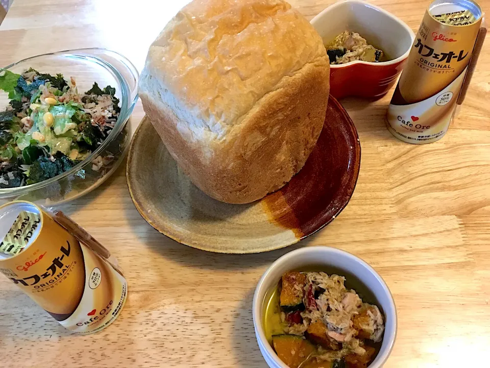 朝焼きミルク食パン🍞をちぎって〜南瓜とツナのアヒージョ‼︎🌶|さくたえさん